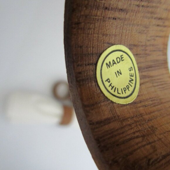 Vintage Napkin Rings Set of 4 Wooden Philippines Hand Carved Dinner Table Decor - Picture 3 of 4